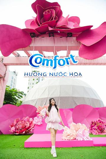 Hoa Hậu Thanh Thủy, Tóc Tiên, Gemini Hùng Huỳnh, Cường Bạch… cùng dàn sao All-Star đổ bộ sự kiện Comfort Odyssey Of Perfume- Ảnh 7. Hoa Hậu Thanh Thủy, Tóc Tiên, Gemini Hùng Huỳnh, Cường Bạch… cùng dàn sao All-Star đổ bộ sự kiện Comfort Odyssey Of Perfume- Ảnh 7.