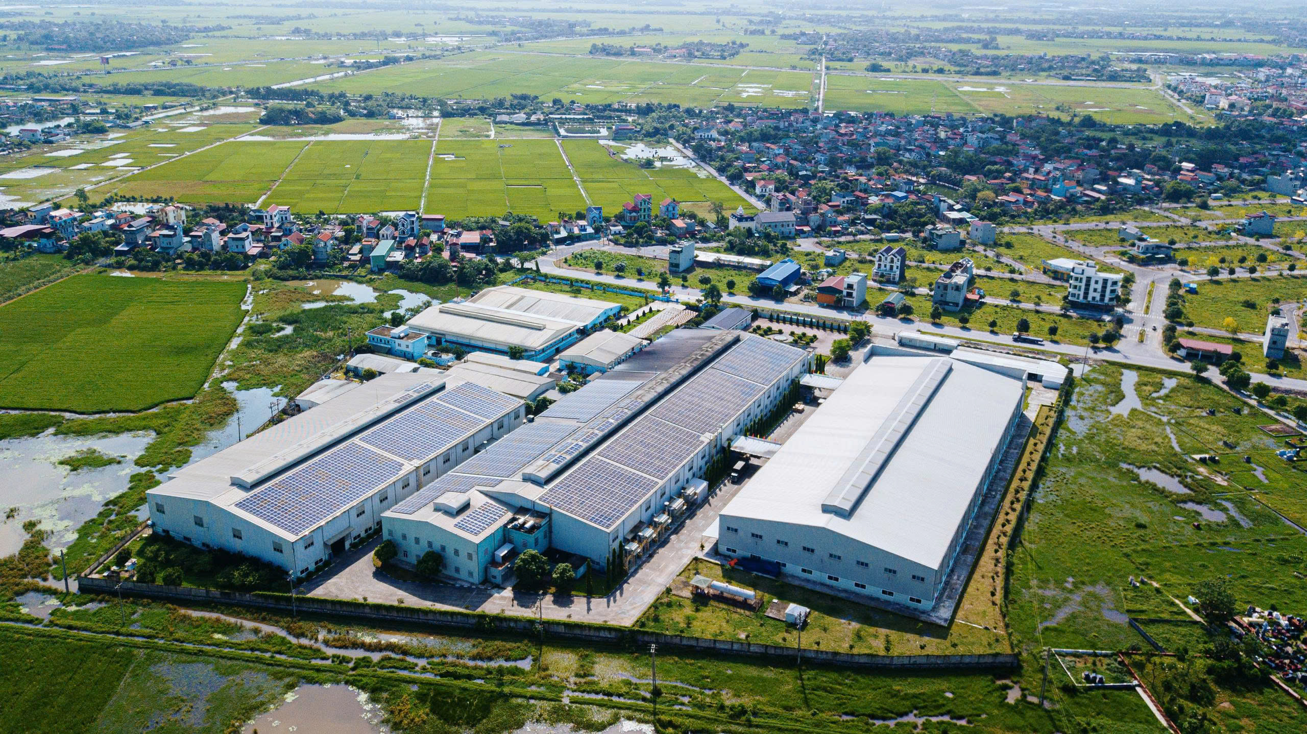 Elmich công bố Báo cáo ESG 2025: Tiên phong chuẩn xanh châu Âu tại Việt Nam- Ảnh 1. Elmich công bố Báo cáo ESG 2025: Tiên phong chuẩn xanh châu Âu tại Việt Nam- Ảnh 1.