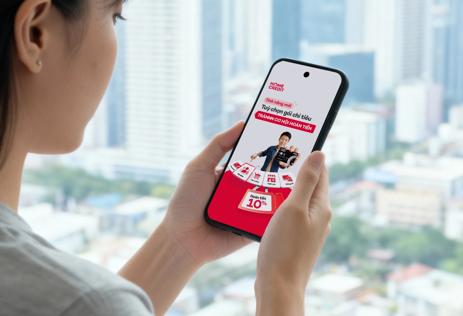 Mua sắm thông minh cuối năm: Quẹt thẻ hoàn tiền, vay tiêu dùng sắm Tết - Ảnh 2.