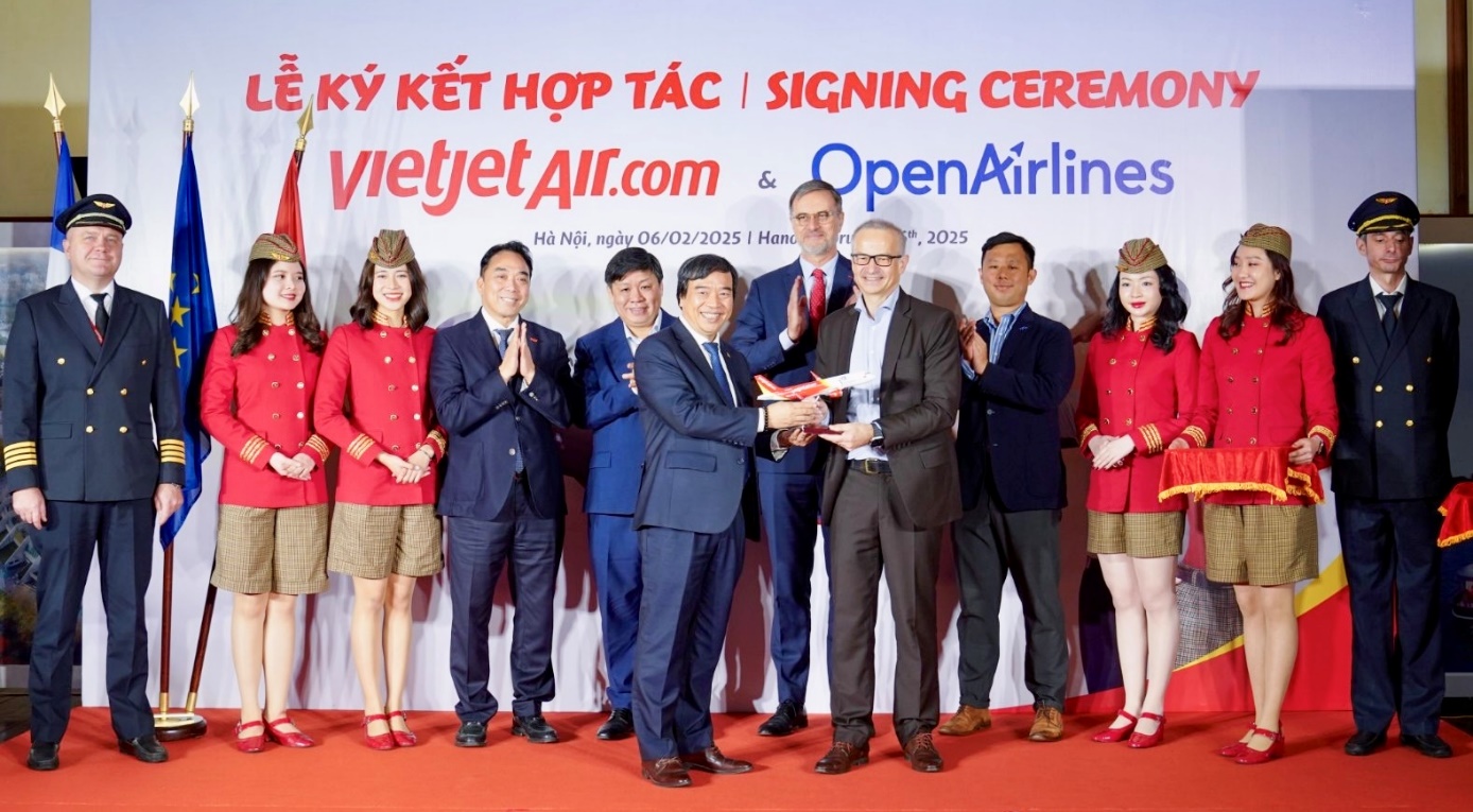 Vietjet hợp tác OpenAirlines tiên phong ứng dụng AI, tối ưu tiêu thụ nhiên liệu bay- Ảnh 4.