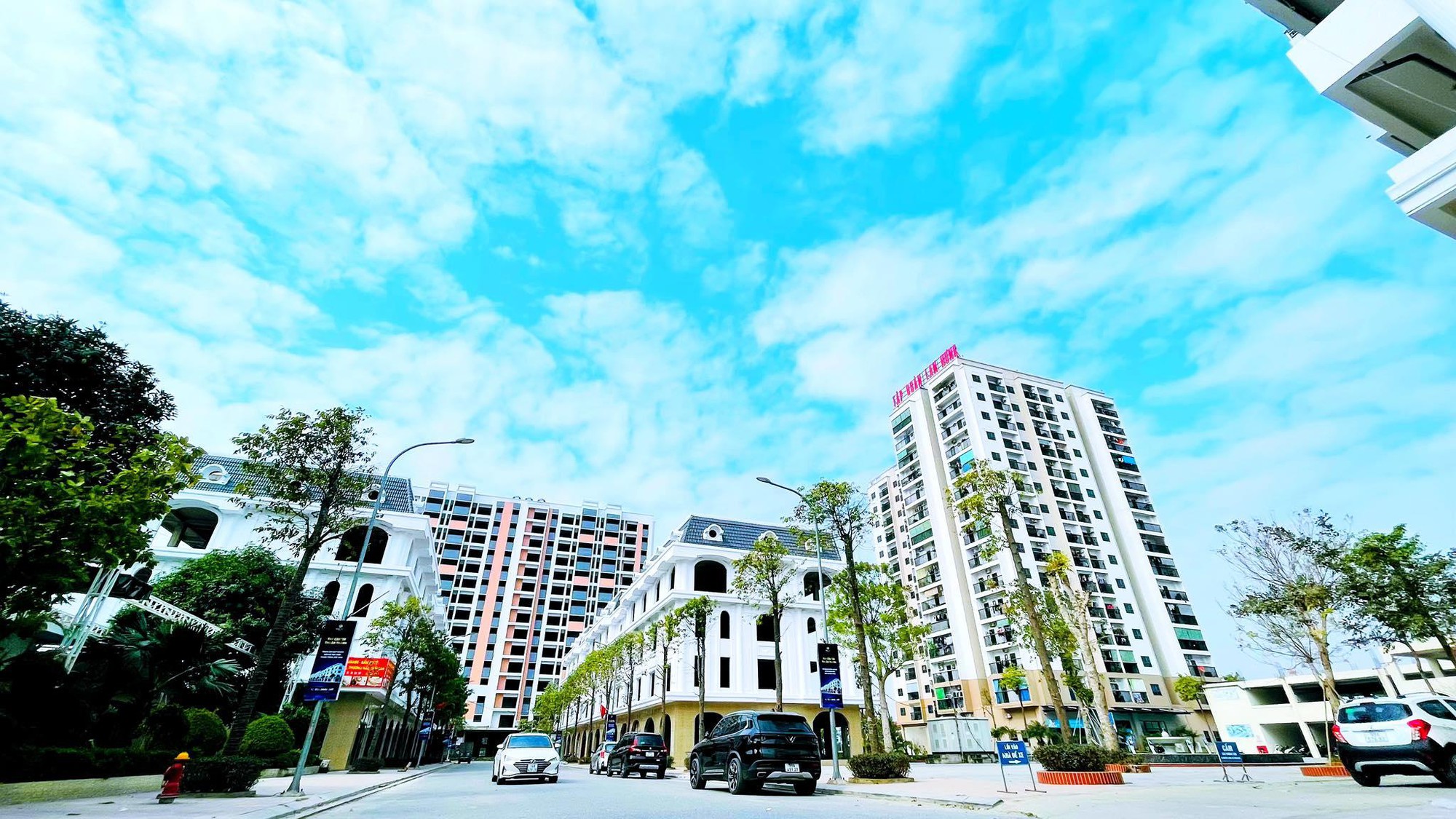 The Center Thuận Thành - Shophouse 2 mặt tiền Quốc lộ 38 hút khách đầu tư - Ảnh 2. The Center Thuận Thành - Shophouse 2 mặt tiền Quốc lộ 38 hút khách đầu tư - Ảnh 2.
