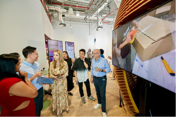 Hương Hồ Store - Hành trình chuyển đổi số và dấu ấn tại Meta Singapore - Ảnh 1. Hương Hồ Store - Hành trình chuyển đổi số và dấu ấn tại Meta Singapore - Ảnh 1.