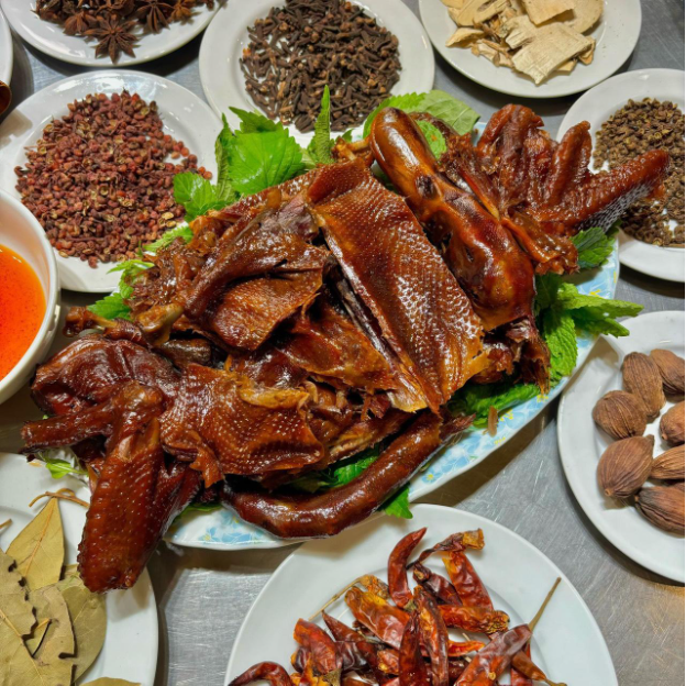 Minh Châu Food: Bứt phá doanh thu nhờ chuyển đổi kinh doanh với Bán Hàng Cùng TikTok Shop- Ảnh 1. Minh Châu Food: Bứt phá doanh thu nhờ chuyển đổi kinh doanh với Bán Hàng Cùng TikTok Shop- Ảnh 1.