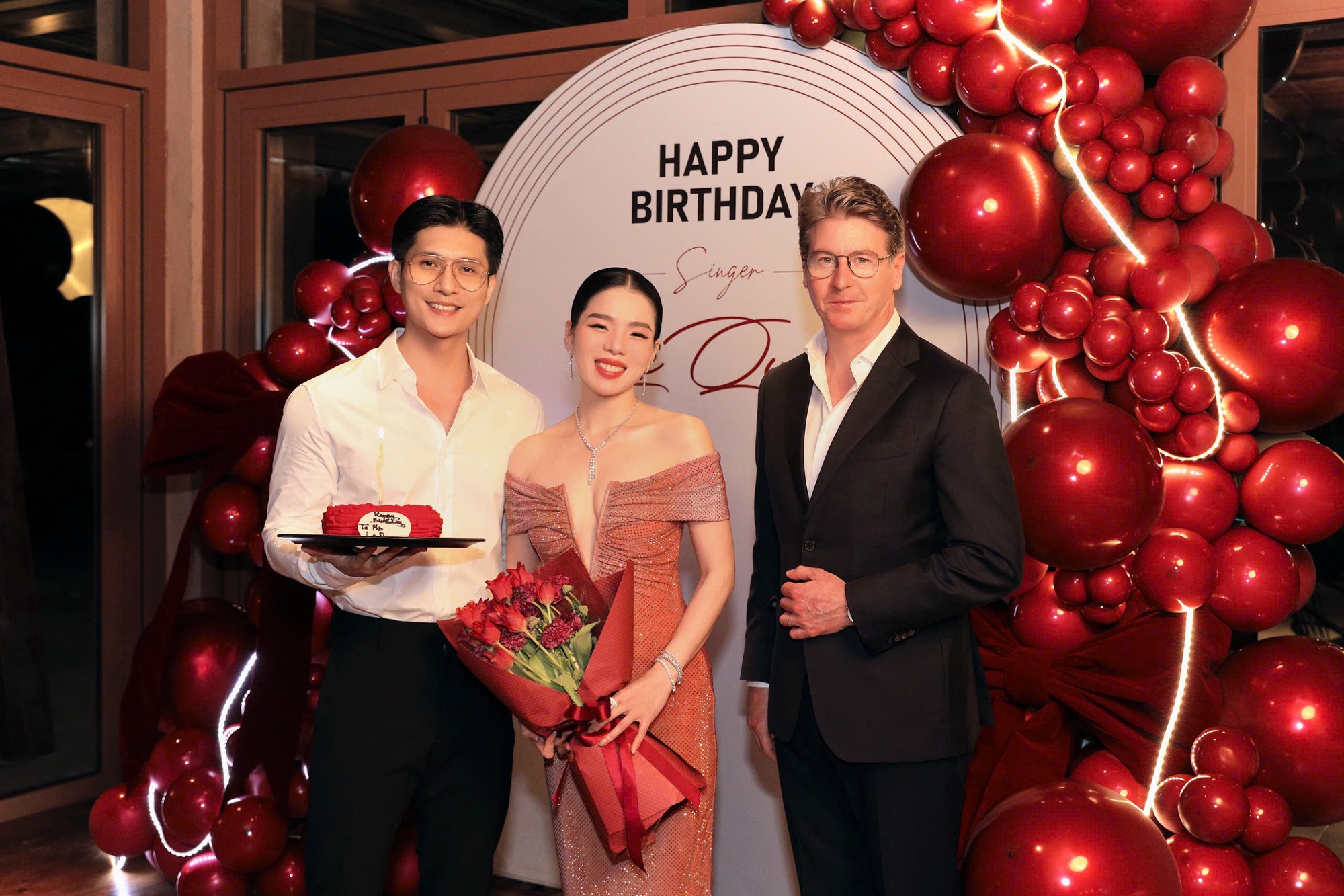 Lệ Quyên đón sinh nhật lãng mạn bên Lâm Bảo Châu tại khu nghỉ dưỡng sang chảnh- Ảnh 4. Lệ Quyên đón sinh nhật lãng mạn bên Lâm Bảo Châu tại khu nghỉ dưỡng sang chảnh- Ảnh 4.
