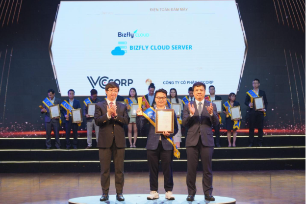 Bộ ba giải pháp Bizfly Cloud Server, Bizfly CDN, Bizfly Kubernetes Engine được vinh danh tại lễ trao giải Sao Khuê 2025 - Ảnh 1. Bộ ba giải pháp Bizfly Cloud Server, Bizfly CDN, Bizfly Kubernetes Engine được vinh danh tại lễ trao giải Sao Khuê 2025 - Ảnh 1.