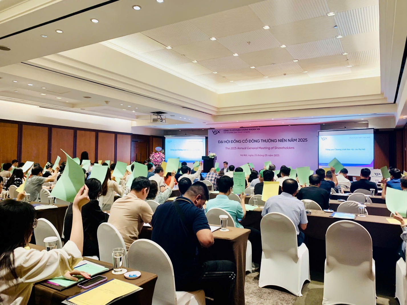 Chứng khoán VIX đặt mục tiêu lợi nhuận tăng 1,8 lần năm 2025- Ảnh 1. Chứng khoán VIX đặt mục tiêu lợi nhuận tăng 1,8 lần năm 2025- Ảnh 1.