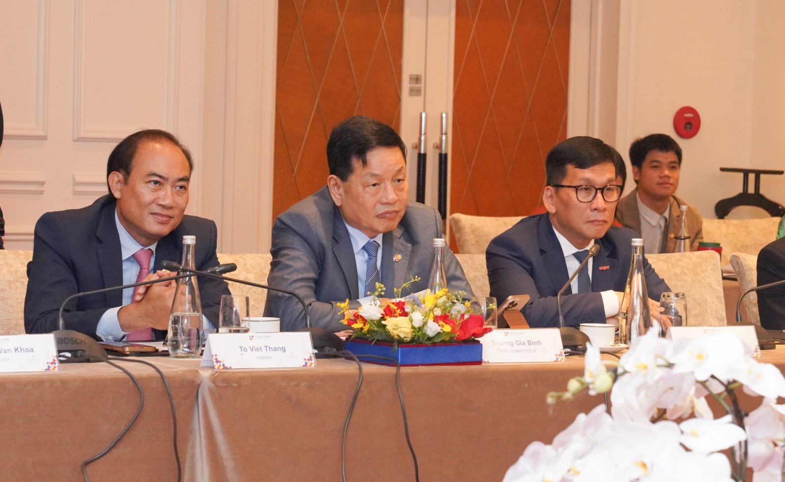 FPT, Vietjet dự Diễn đàn Lãnh đạo Việt - Pháp dịp Tổng thống Macron thăm Việt Nam- Ảnh 2. FPT, Vietjet dự Diễn đàn Lãnh đạo Việt - Pháp dịp Tổng thống Macron thăm Việt Nam- Ảnh 2.