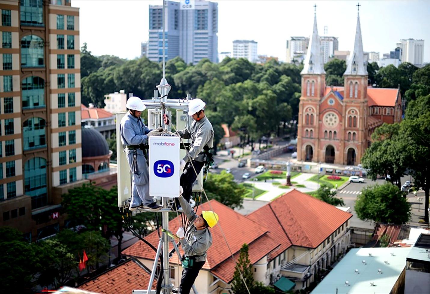 MobiFone tăng tốc chuyển đổi, làm chủ công nghệ tương lai- Ảnh 1. MobiFone tăng tốc chuyển đổi, làm chủ công nghệ tương lai- Ảnh 1.