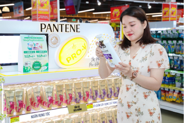 P&G và Central Retail cam kết trồng 35.000 cây rừng trên khắp Việt Nam - Ảnh 4. P&G và Central Retail cam kết trồng 35.000 cây rừng trên khắp Việt Nam - Ảnh 4.