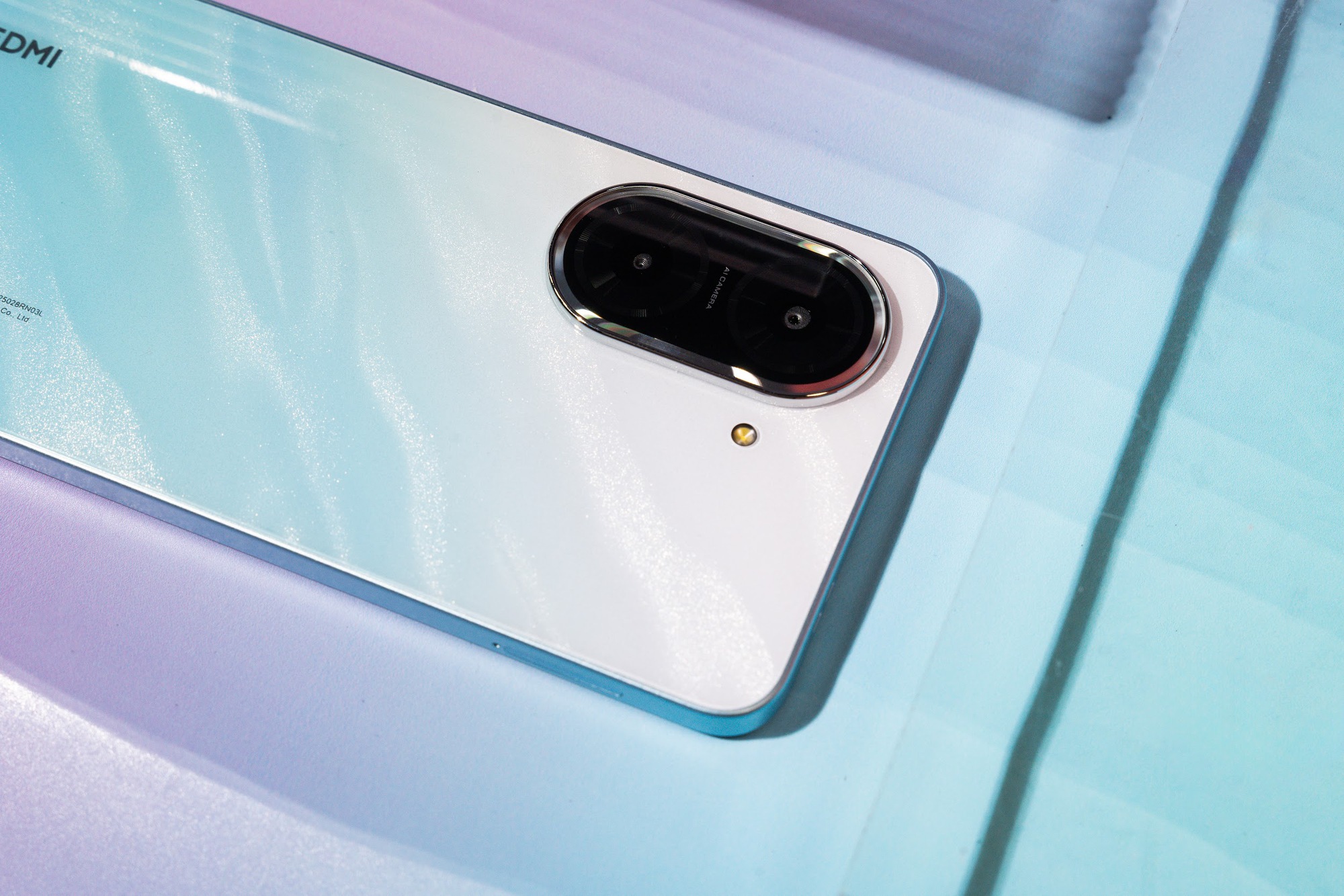 Redmi A5: “Chiến binh” phân khúc phổ thông với Camera AI 32MP, màn hình 120Hz và pin 5.200mAh- Ảnh 2. Redmi A5: “Chiến binh” phân khúc phổ thông với Camera AI 32MP, màn hình 120Hz và pin 5.200mAh- Ảnh 2.