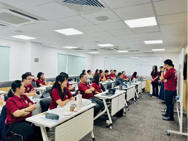 GenAI bùng nổ: Bài toán nhân lực và cơ hội bứt phá cho nhà quản lý biết thích nghi - Ảnh 2. GenAI bùng nổ: Bài toán nhân lực và cơ hội bứt phá cho nhà quản lý biết thích nghi - Ảnh 2.