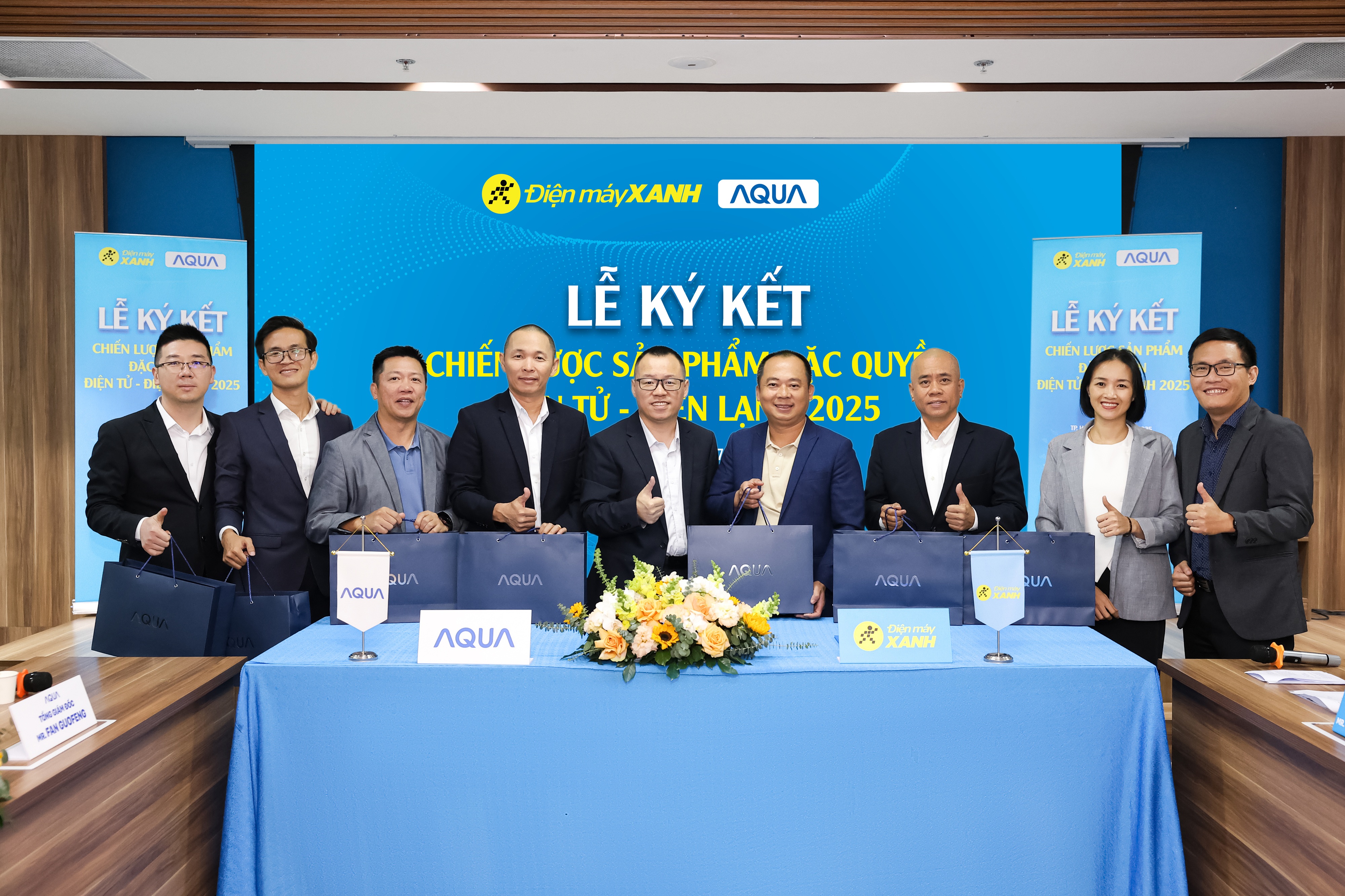 Aqua ra mắt tủ lạnh "lấy nước ngoài", đặc quyền tại Điện Máy Xanh- Ảnh 1. Aqua ra mắt tủ lạnh "lấy nước ngoài", đặc quyền tại Điện Máy Xanh- Ảnh 1.