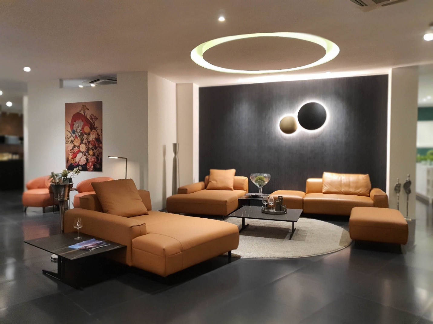Eleganz Furniture Vietnam triển khai chương trình Display Sale với ưu đãi lên đến 70%- Ảnh 2. Eleganz Furniture Vietnam triển khai chương trình Display Sale với ưu đãi lên đến 70%- Ảnh 2.