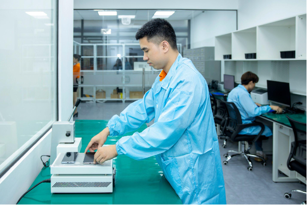 Dịch vụ bảo hành chính hãng - chìa khóa giúp Xiaomi chinh phục thị trường Việt- Ảnh 2.