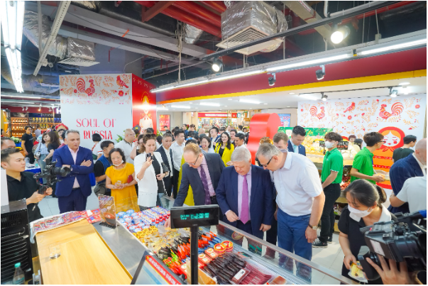 Khám phá nước Nga giữa lòng siêu thị Việt – WinMart ra mắt không gian mua sắm Russia Corner - Ảnh 5. Khám phá nước Nga giữa lòng siêu thị Việt – WinMart ra mắt không gian mua sắm Russia Corner - Ảnh 5.