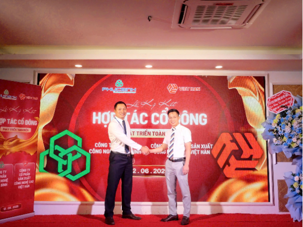 Việt Hàn và Phúc Bình bắt tay xây dựng hệ sinh thái công nghệ "Made in Vietnam"- Ảnh 4. Việt Hàn và Phúc Bình bắt tay xây dựng hệ sinh thái công nghệ "Made in Vietnam"- Ảnh 4.