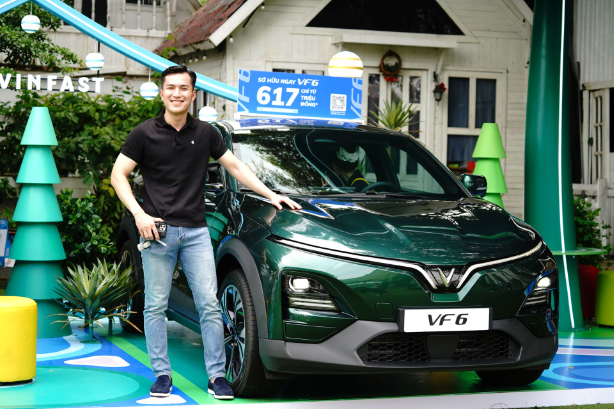 Gia đình lái thử VinFast VF 6: Đây là chiếc xe gia đình tôi mong muốn bấy lâu - Ảnh 3. Gia đình lái thử VinFast VF 6: Đây là chiếc xe gia đình tôi mong muốn bấy lâu - Ảnh 3.
