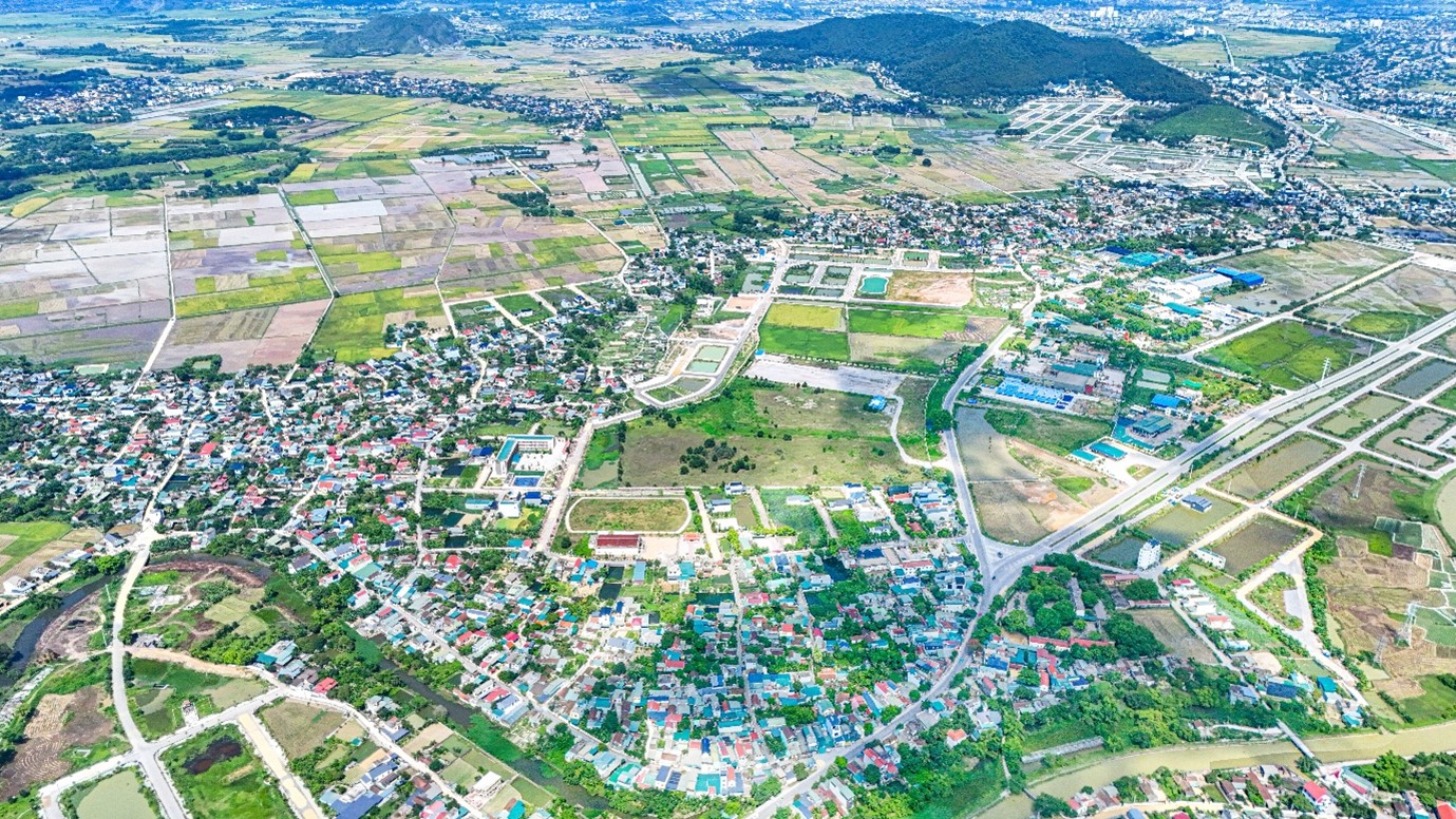 Bất động sản Thanh Hóa 2025: Tăng trưởng tất yếu và sự dịch chuyển của thị trường - Ảnh 4. Bất động sản Thanh Hóa 2025: Tăng trưởng tất yếu và sự dịch chuyển của thị trường - Ảnh 4.