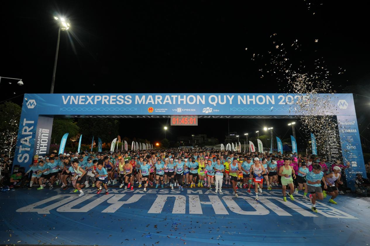 Yamaha tiếp tục đồng hành, lan tỏa sống xanh tại Vnexpress Marathon Quy Nhơn 2025- Ảnh 1. Yamaha tiếp tục đồng hành, lan tỏa sống xanh tại Vnexpress Marathon Quy Nhơn 2025- Ảnh 1.