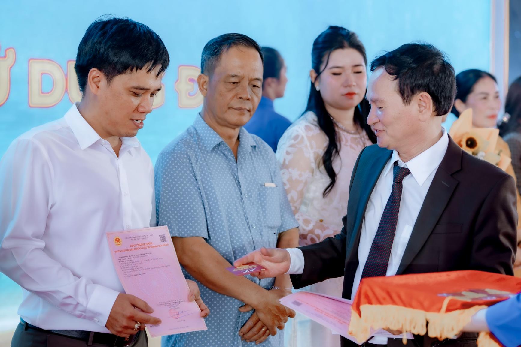 Hàng trăm khách tham dự lễ mở bán và khánh thành giai đoạn 1 dự án - Cà Ná New City - Ảnh 1. Hàng trăm khách tham dự lễ mở bán và khánh thành giai đoạn 1 dự án - Cà Ná New City - Ảnh 1.
