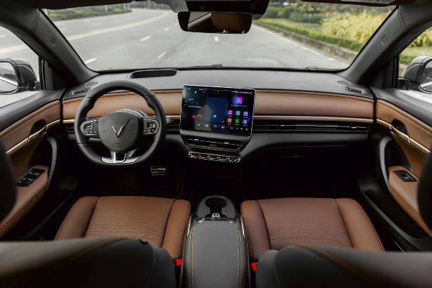 Vì sao VinFast VF 6 là mẫu xe hàng đầu phân khúc B-SUV?- Ảnh 2. Vì sao VinFast VF 6 là mẫu xe hàng đầu phân khúc B-SUV?- Ảnh 2.
