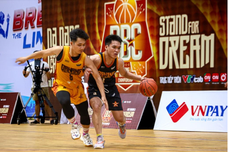 Danang Pro-Am Basketball Championship 2025 brought by VNPAY: Sân chơi chuyên nghiệp bùng nổ với nhiều dấu ấn - Ảnh 1. Danang Pro-Am Basketball Championship 2025 brought by VNPAY: Sân chơi chuyên nghiệp bùng nổ với nhiều dấu ấn - Ảnh 1.