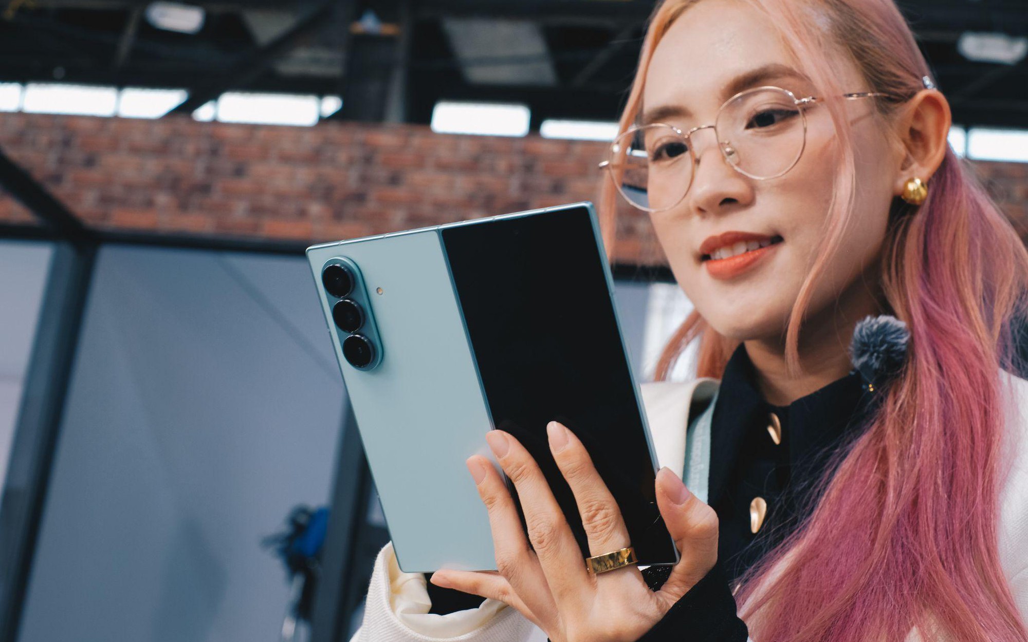 Galaxy Z Fold7 & Z Flip7: Khi điện thoại gập không còn phải đánh đổi