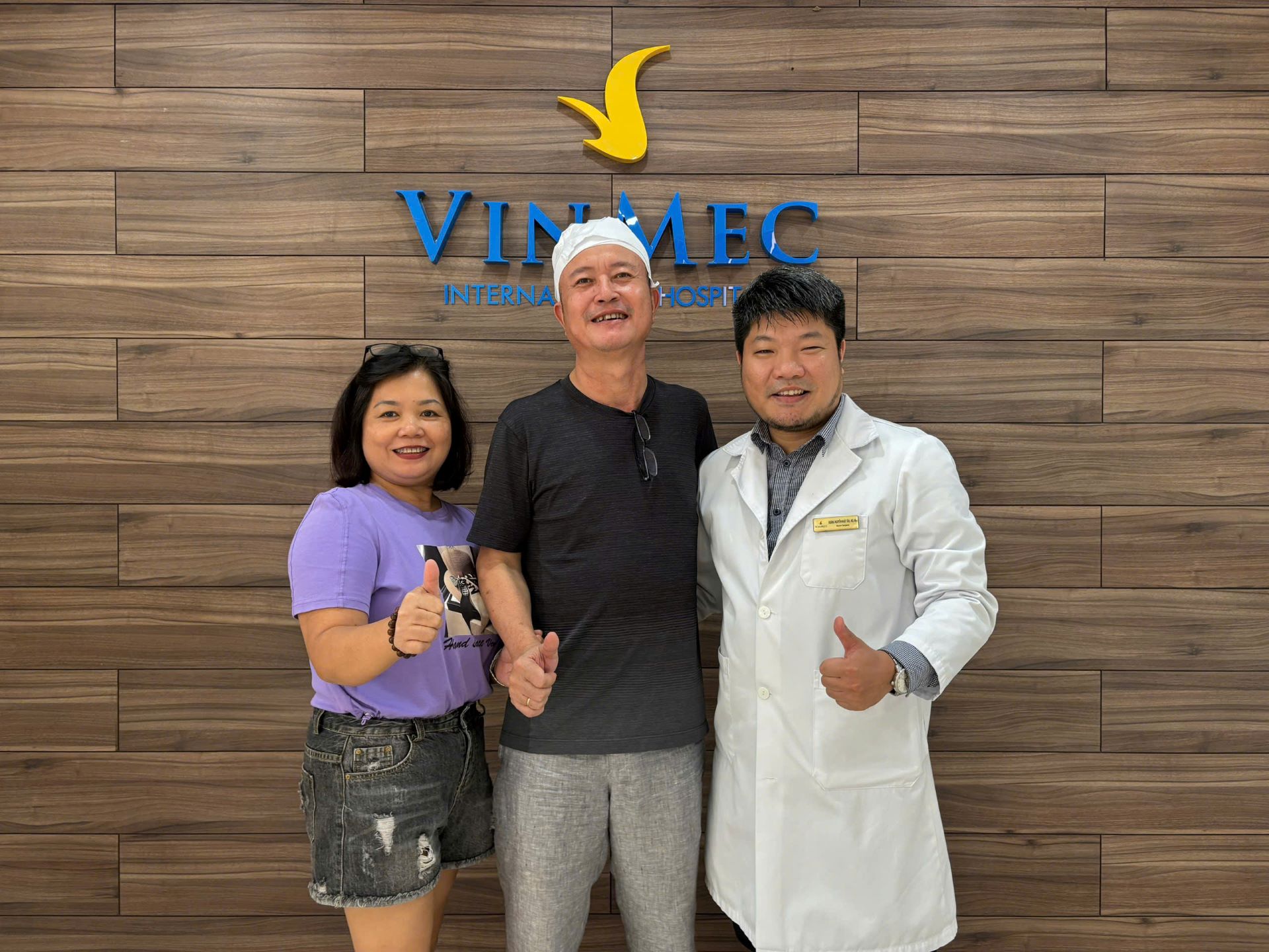 Du khách được mổ u não kịp thời ngay trong kỳ nghỉ tại Phú Quốc- Ảnh 2. Du khách được mổ u não kịp thời ngay trong kỳ nghỉ tại Phú Quốc- Ảnh 2.