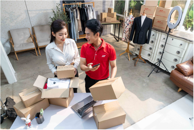 Tối ưu vận hành – Tiết kiệm chi phí: J&T Express trở thành "trợ thủ" đắc lực cho nhà bán- Ảnh 2.