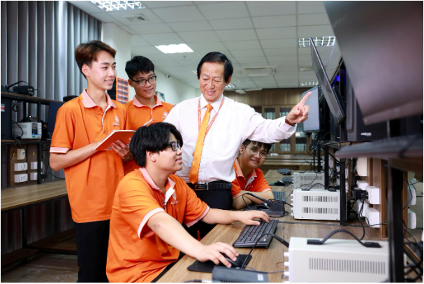 ĐH Đại Nam: 41 ngành học đón đầu xu hướng, 100% sinh viên được kết nối việc làm- Ảnh 4.