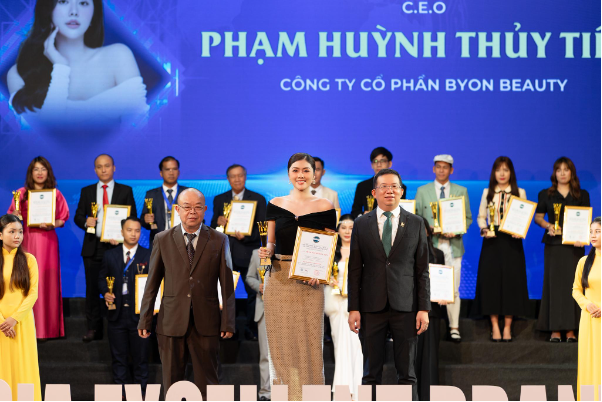Huỳnh Tiên - CEO Byon Beauty được vinh danh Doanh nhân tiêu biểu xuất sắc châu Á- Ảnh 1.