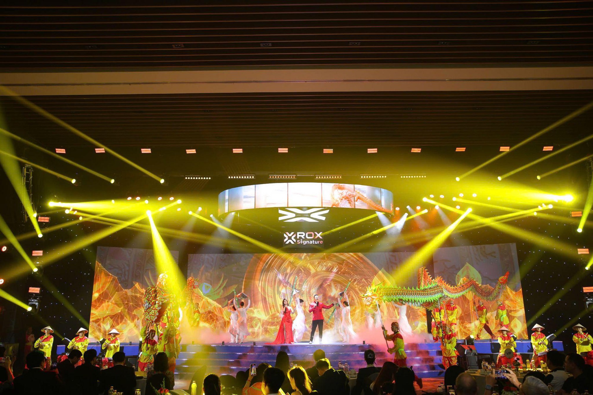 Lễ ra mắt chính thức dự án biểu tượng kế bên Cầu Rồng The Legend Danang - Ảnh 4.