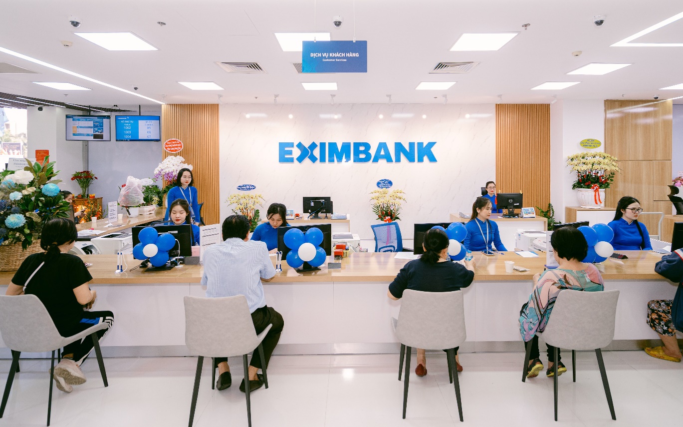 Eximbank báo lãi 1.488 tỷ đồng 6 tháng đầu năm 2025