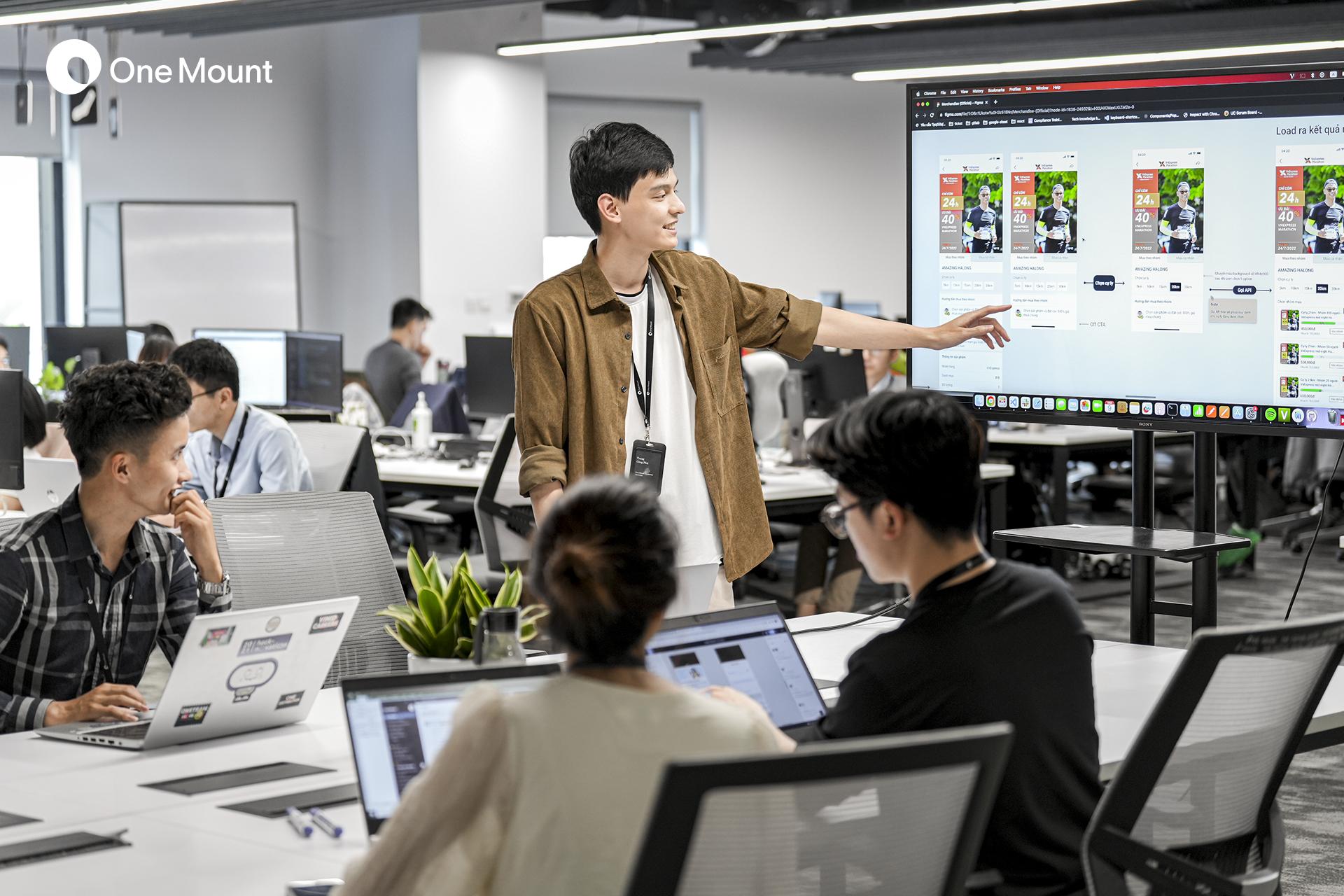 Techcombank - One Mount luân chuyển lãnh đạo, tối ưu sức mạnh hệ sinh thái- Ảnh 1. Techcombank - One Mount luân chuyển lãnh đạo, tối ưu sức mạnh hệ sinh thái- Ảnh 1.