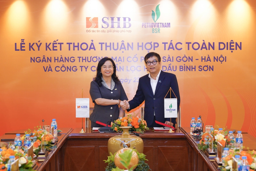 Sự bứt phá của cổ phiếu: Nhìn từ chiến lược chuyển đổi toàn diện và kinh doanh bền vững- Ảnh 4. Sự bứt phá của cổ phiếu: Nhìn từ chiến lược chuyển đổi toàn diện và kinh doanh bền vững- Ảnh 4.