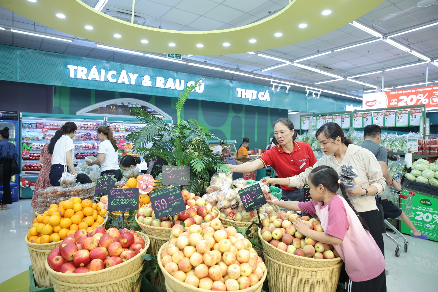 Tăng tốc đưa bán lẻ hiện đại về vùng nông thôn, WinMart tiếp tục đà tăng trưởng bền vững- Ảnh 4. Tăng tốc đưa bán lẻ hiện đại về vùng nông thôn, WinMart tiếp tục đà tăng trưởng bền vững- Ảnh 4.