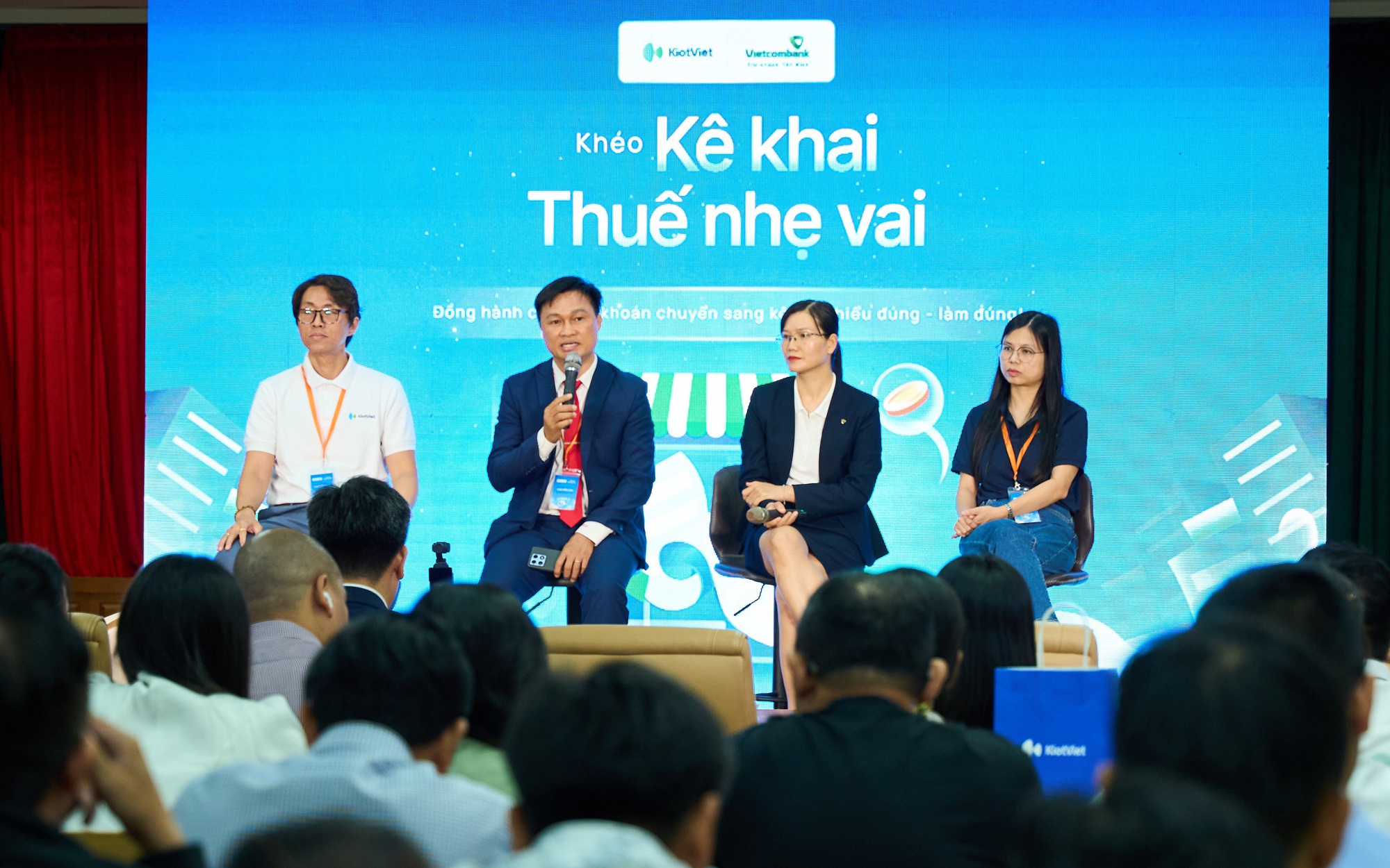 Trăn trở của hộ kinh doanh khoán chuyển sang kê khai thuế