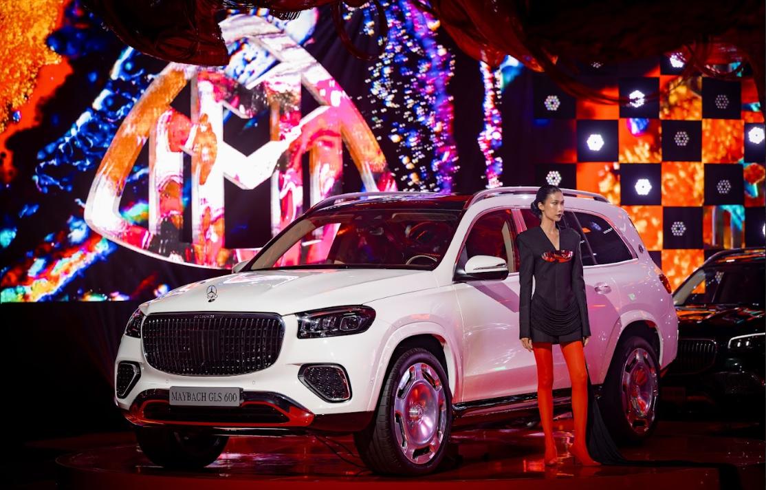 Mercedes-Benz Việt Nam ra mắt bộ đôi GLS mới trong triển lãm LiveRARE- Ảnh 2. Mercedes-Benz Việt Nam ra mắt bộ đôi GLS mới trong triển lãm LiveRARE- Ảnh 2.