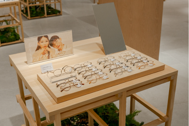 Thương hiệu mắt kính JINS chính thức có mặt tại Sài Gòn Centre- Ảnh 2.