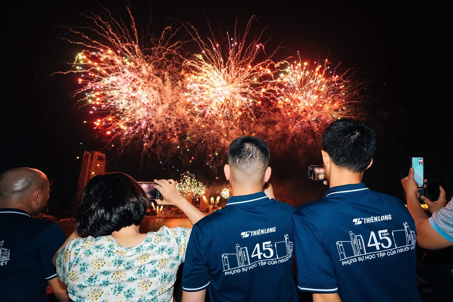 Thiên Long và 1.000 Khách hàng “Vượt sóng vươn tầm - Kết nối thành công” tại Đà Nẵng- Ảnh 11. Thiên Long và 1.000 Khách hàng “Vượt sóng vươn tầm - Kết nối thành công” tại Đà Nẵng- Ảnh 11.