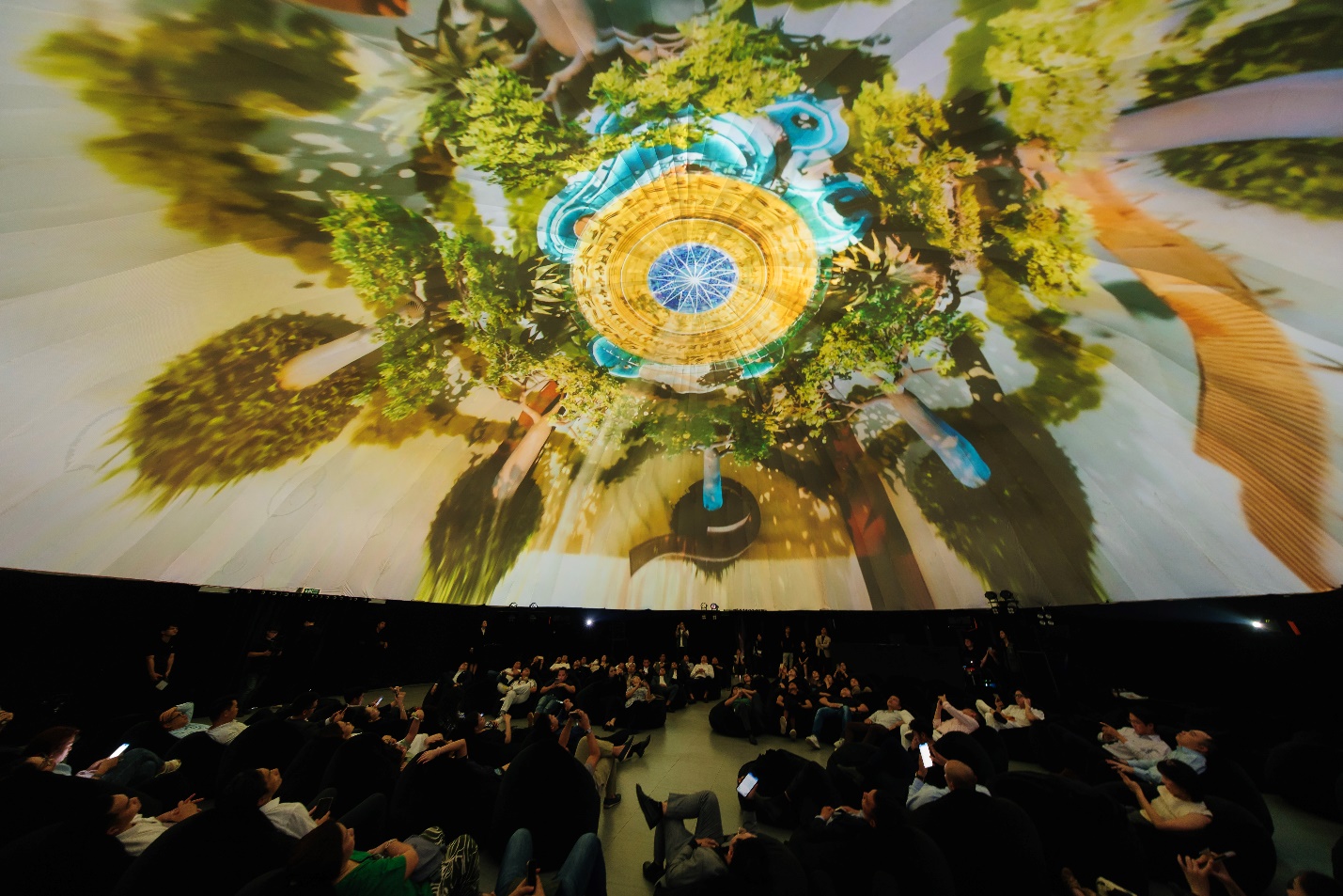 Trải nghiệm văn hoá nghệ thuật 3D Dome Mapping được ứng dụng trong bất động sản - Ảnh 1.