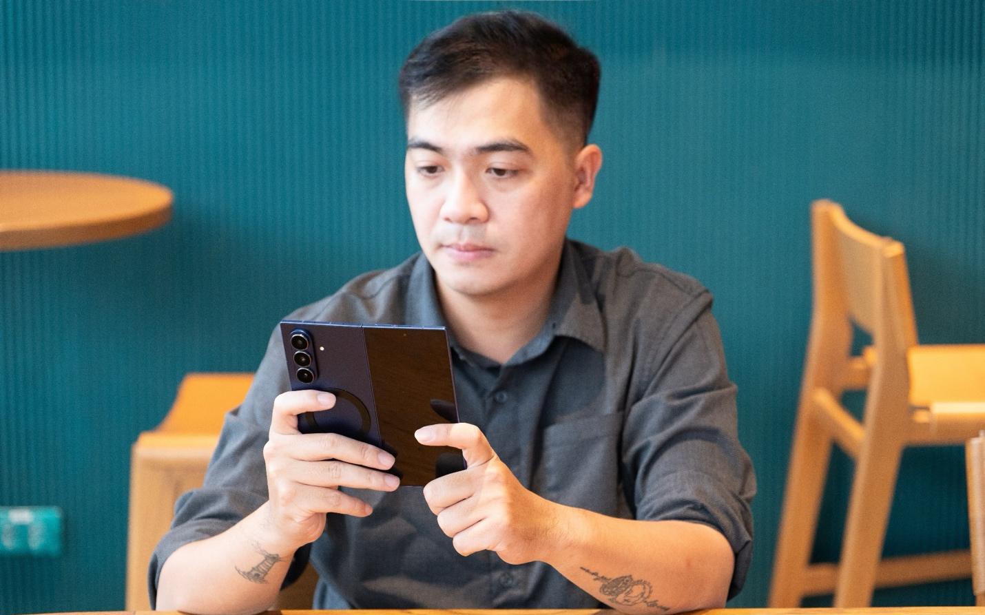 UnfoldClub: Ghi chép của "ngoại đạo" trở lại thế giới gập mở cùng Galaxy Z Fold7