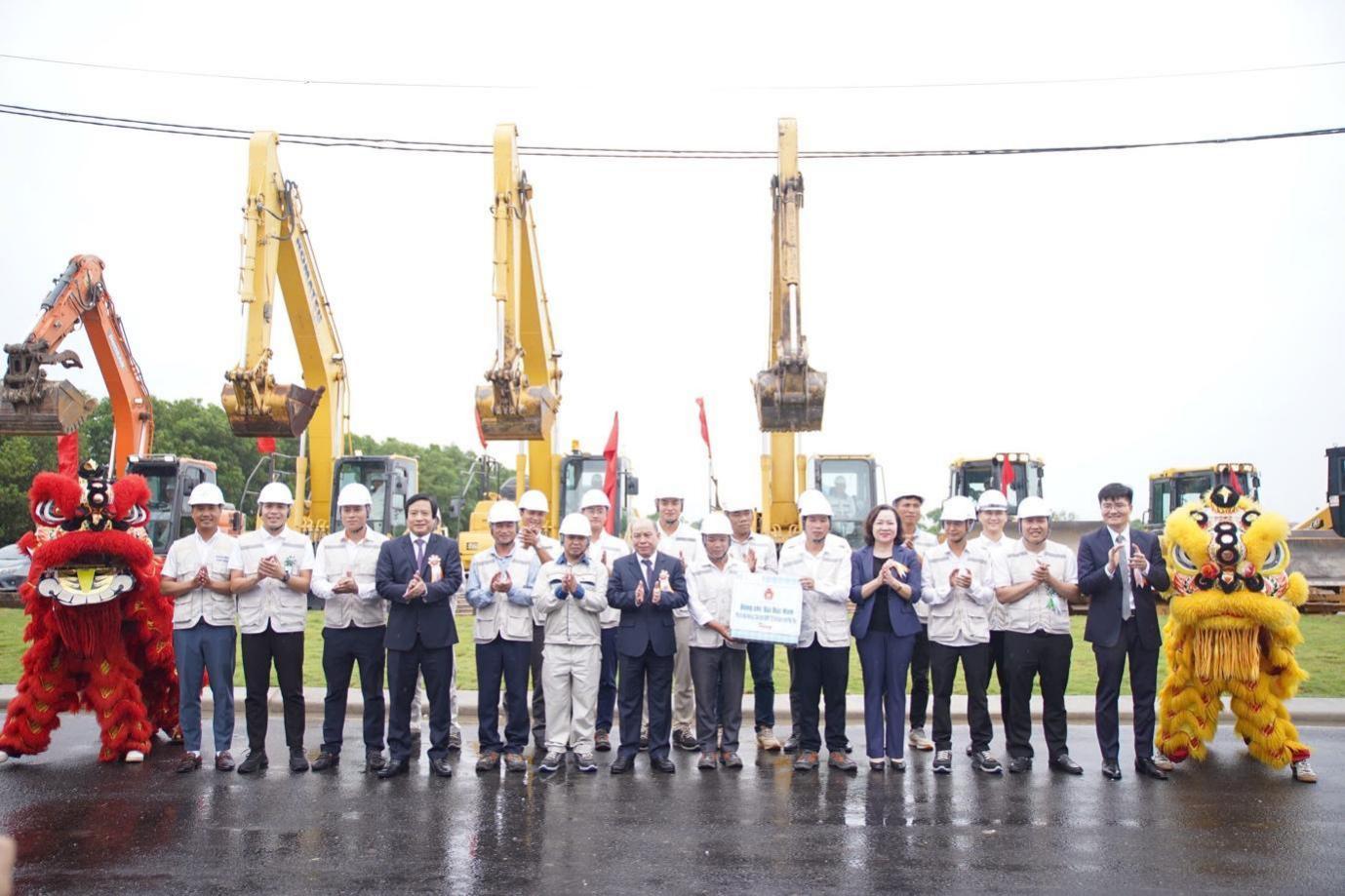 KCN Nam Bình Xuyên Green Park – Dấu ấn xanh trong sự kiện lịch sử Việt Nam A80 - Ảnh 4. KCN Nam Bình Xuyên Green Park – Dấu ấn xanh trong sự kiện lịch sử Việt Nam A80 - Ảnh 4.
