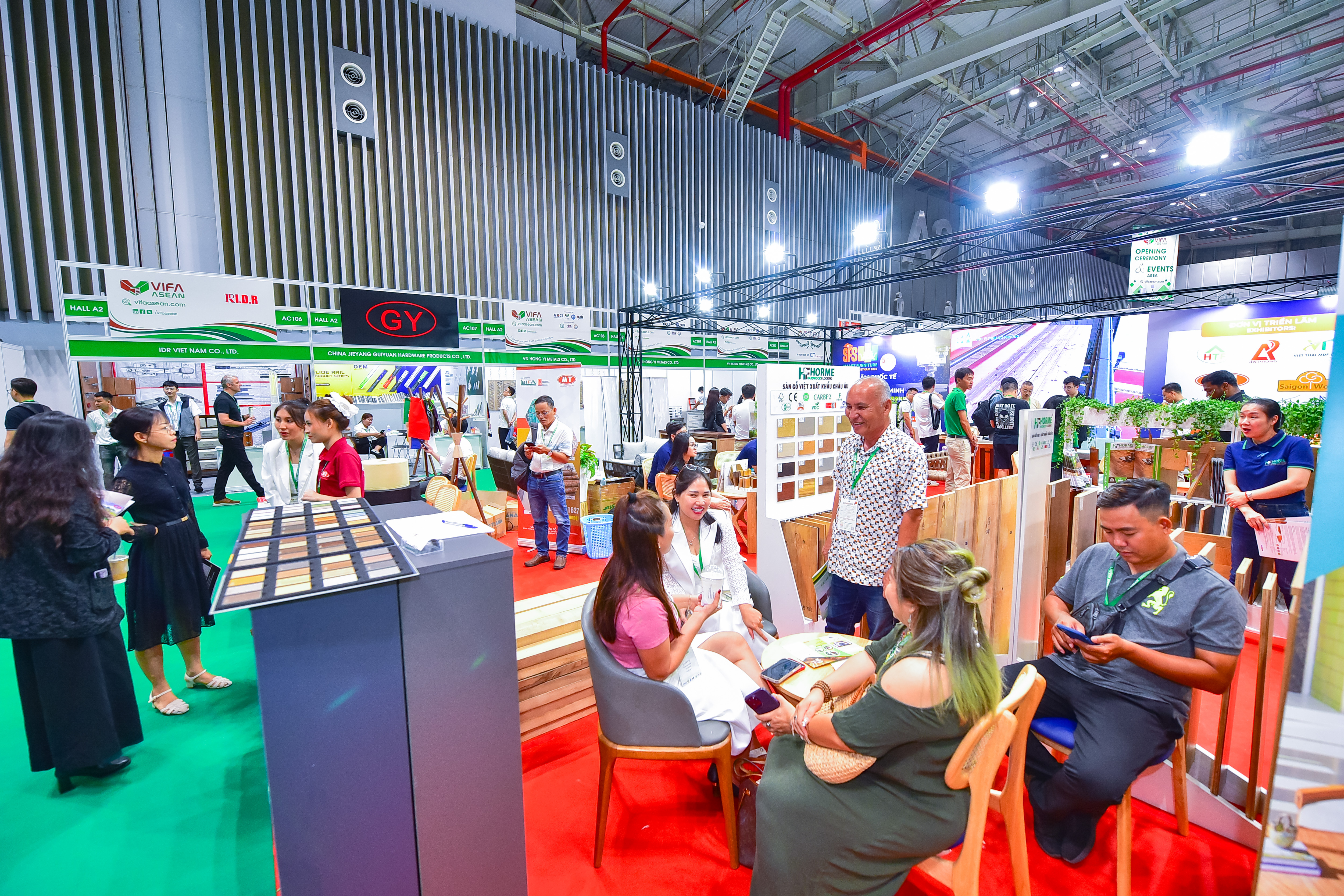 VIFA ASEAN 2025 quy tụ hơn 200 Doanh nghiệp và hàng loạt sự kiện đặc biệt- Ảnh 1. VIFA ASEAN 2025 quy tụ hơn 200 Doanh nghiệp và hàng loạt sự kiện đặc biệt- Ảnh 1.