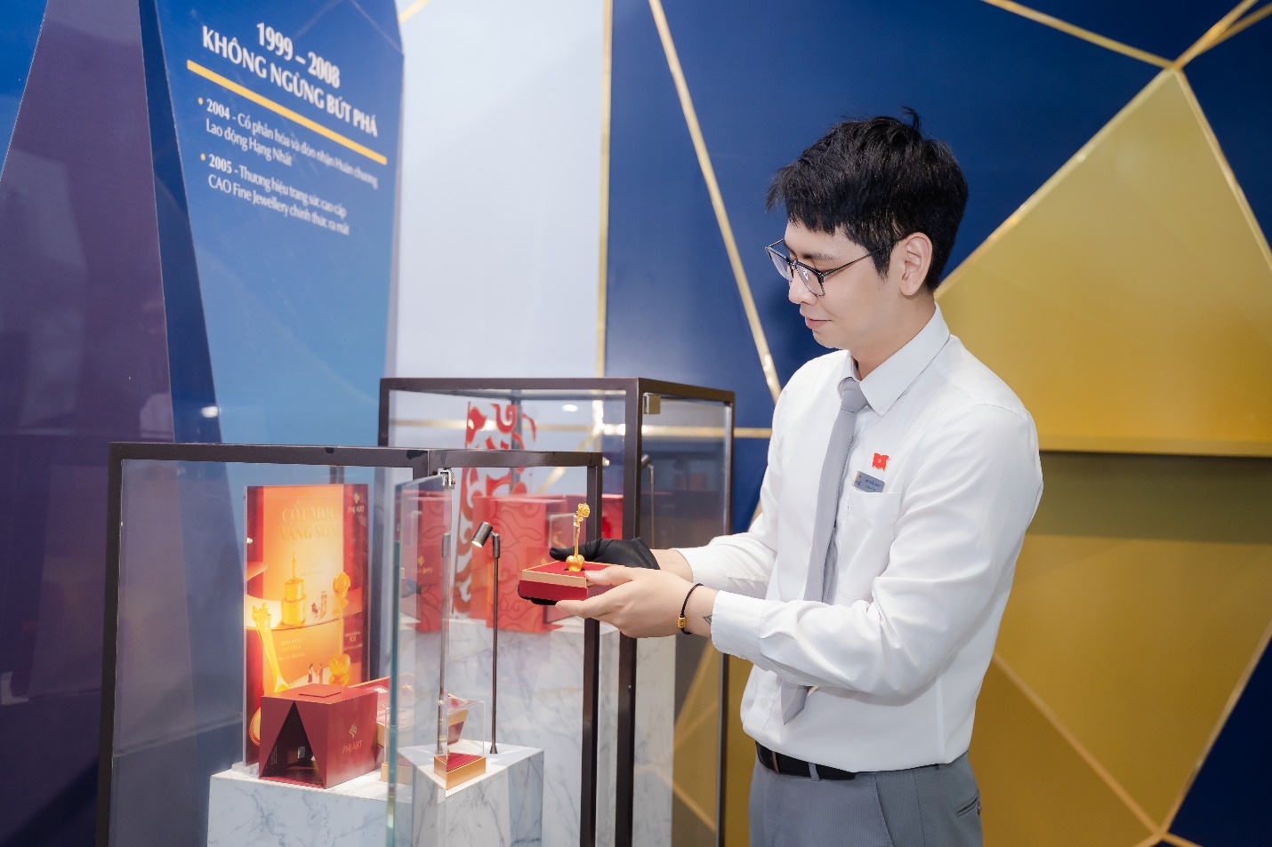 PNJ - biểu tượng Vàng của tinh thần đổi mới và tiên phong- Ảnh 1. PNJ - biểu tượng Vàng của tinh thần đổi mới và tiên phong- Ảnh 1.
