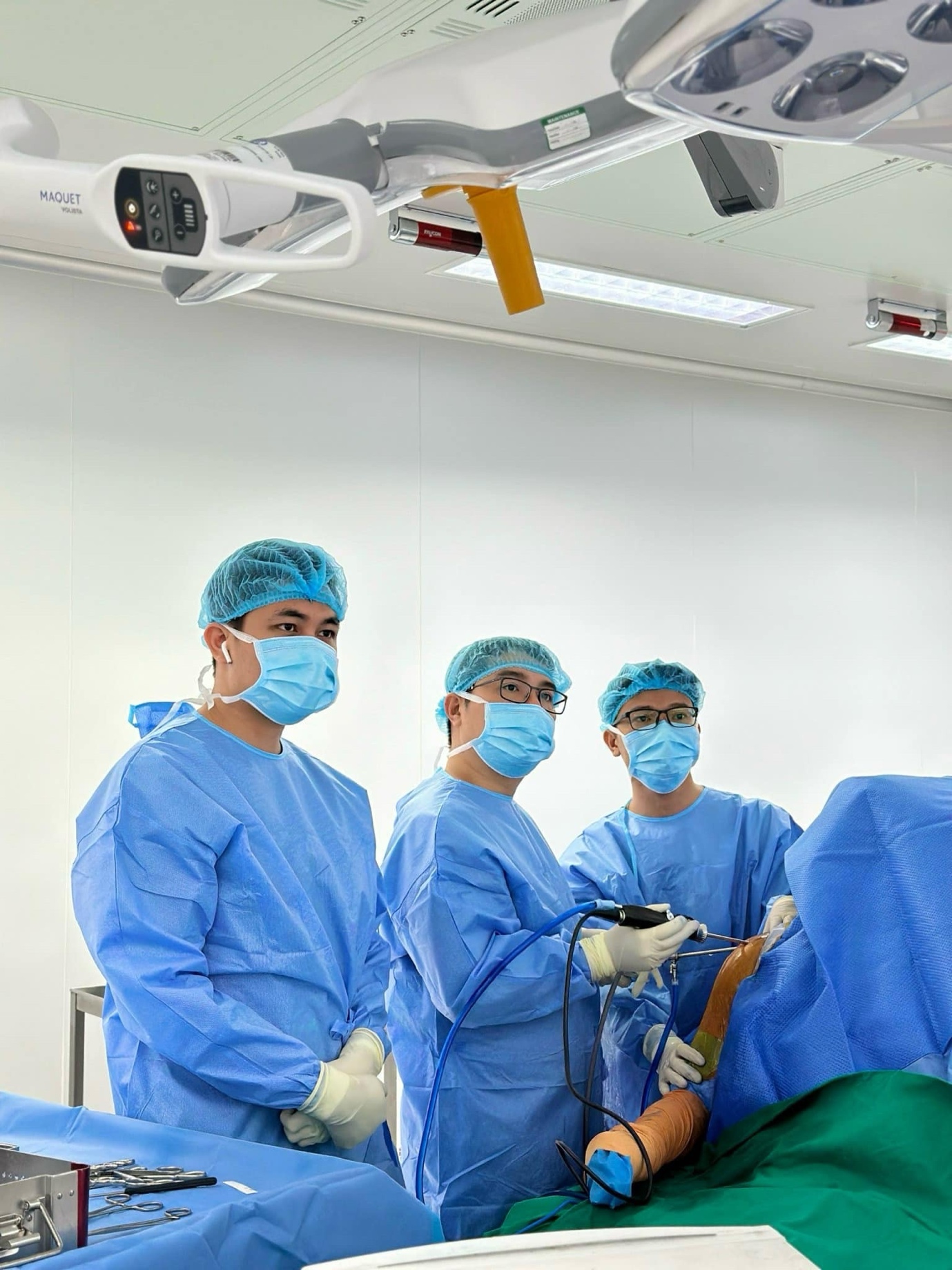 Vị bác sĩ khiến bệnh nhân người Nhật nhất quyết phải sang Việt Nam phẫu thuật- Ảnh 2. Vị bác sĩ khiến bệnh nhân người Nhật nhất quyết phải sang Việt Nam phẫu thuật- Ảnh 2.