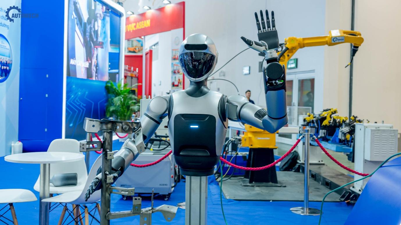 Automech góp mặt tại Triển lãm A80 kỷ niệm 80 năm ngày Quốc khánh- Ảnh 2. Automech góp mặt tại Triển lãm A80 kỷ niệm 80 năm ngày Quốc khánh- Ảnh 2.