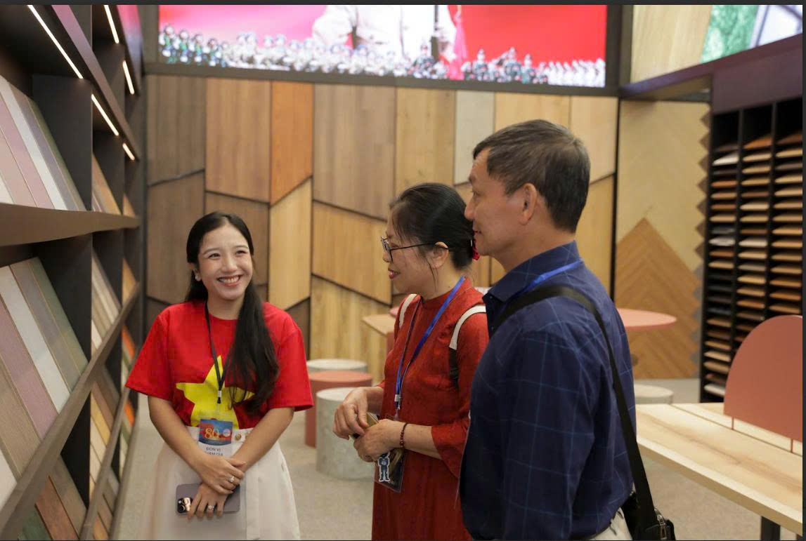 Gỗ An Cường hiện diện ấn tượng tại Triển lãm "Rạng Rỡ Việt Nam"- Ảnh 1. Gỗ An Cường hiện diện ấn tượng tại Triển lãm "Rạng Rỡ Việt Nam"- Ảnh 1.
