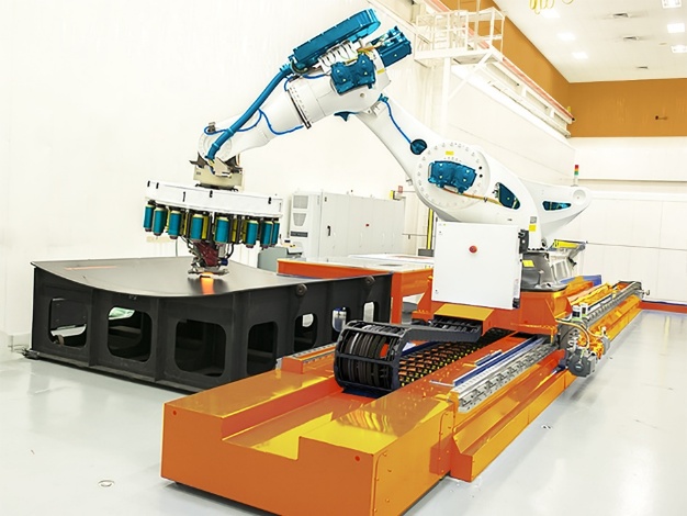 CT UAV - Sốc với nhà máy đúc composite tự tiến hóa- Ảnh 5.