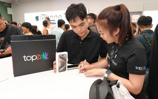 TopZone tung “lời hứa ngọt ngào” mỗi mùa iPhone mới: Giao hàng sớm- Ảnh 2.